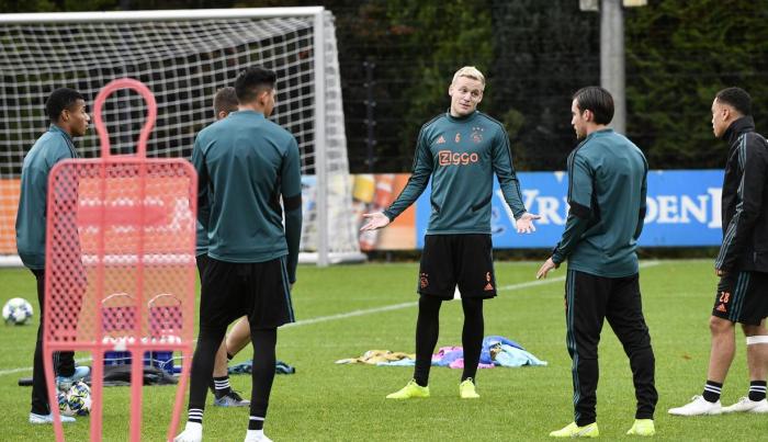 Chelsea Bidik Penyerang Ajax Amsterdam