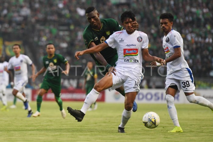Arema FC vs Persebaya Surabaya Digelar di Bali