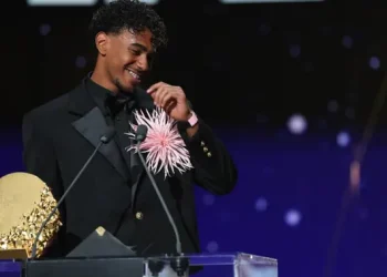 Lamine Yamal Raih Kopa Trophy 2026 dan Sebut Pau Cubarsi Lebih Pantas