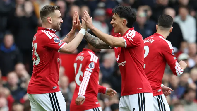 Pemain Setia Manchester United Siap Menerima Kontrak Baru
